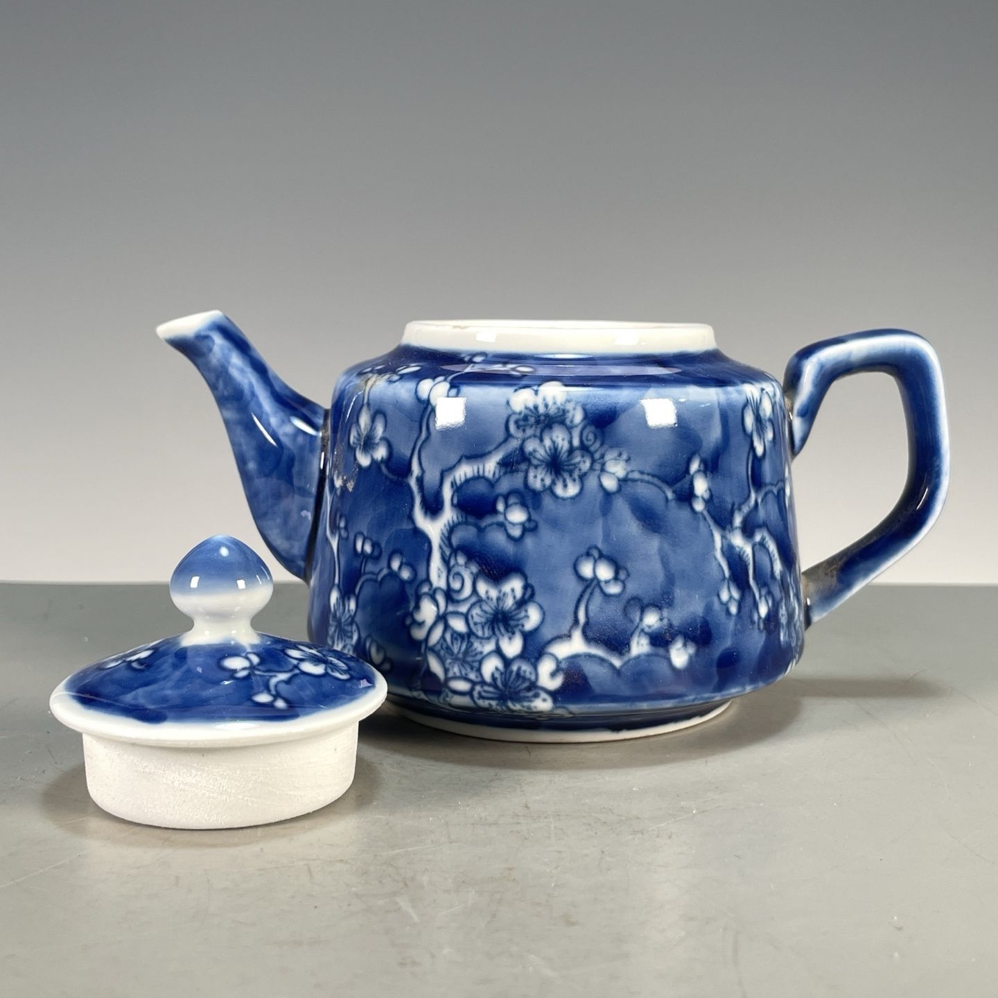 Hand Painted Blue White Flat P - đánh giá và giá Vintage Collectible Pottery