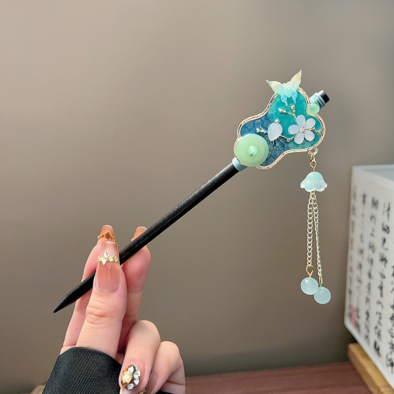 Classic Tassel Hair Stick Blac - đánh giá và giá Vintage Collectible Item
